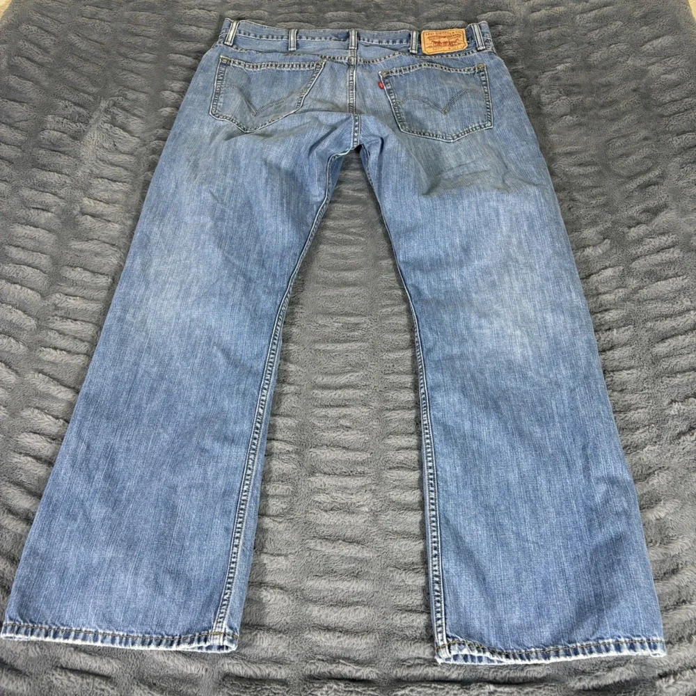 Levis 527 Mens Light Wash Blue Denim Boot Cut Jeans 38x32 (Measures 38x30)